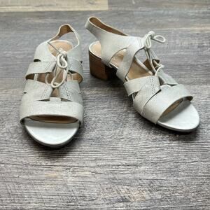 Naturalizer silver square healed almond toe Felicity sandals shoes pumps size 6